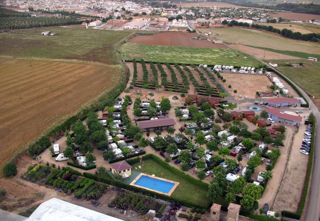 Hotel Camping La Albolafia Villafranca de Córdoba Exterior foto